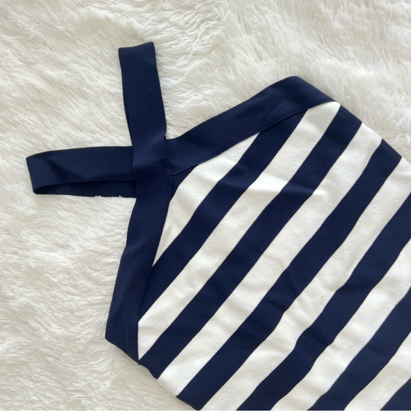 Bailey/44 Women’s Halter Stripe Top Size Medium - Picture 6 of 7